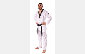 Tenue Taekwondo Revolution WT reconnu