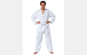 Tenue Taekwondo Fightlite - WT reconnu